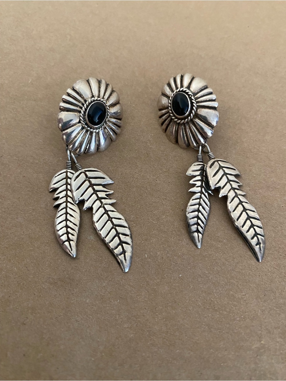 Vintage Silver-Tone Feather Drop Earrings with Black Stone Onyx Native American